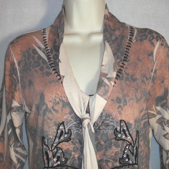 SPICE & ROSES knit top Leopard Embellished sz L - Picture 4 of 6